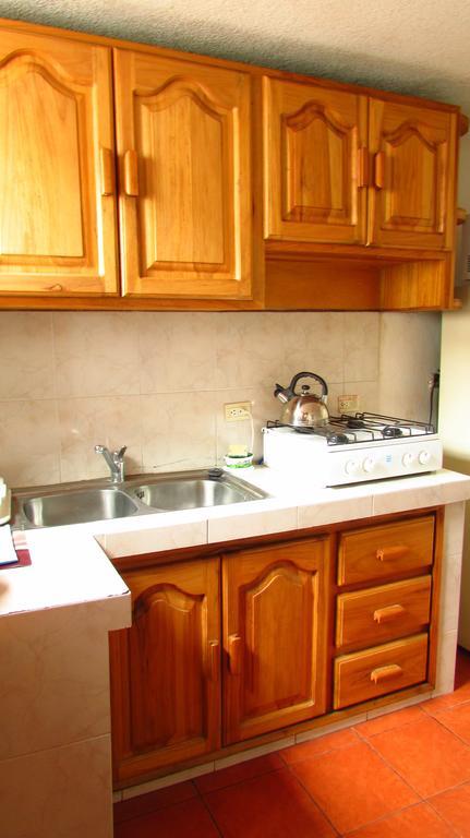 Apartamentos Los Quipus Quito Zimmer foto